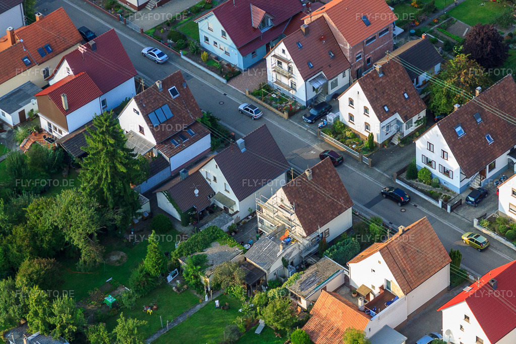 Luftbild: Waldstr in Kandel im Bundesland Rheinland-Pfalz in Deutschland. Foto: IMG_32853.jpg vom 03.09.2010 durch Werner Riehm/FLY-FOTO.de