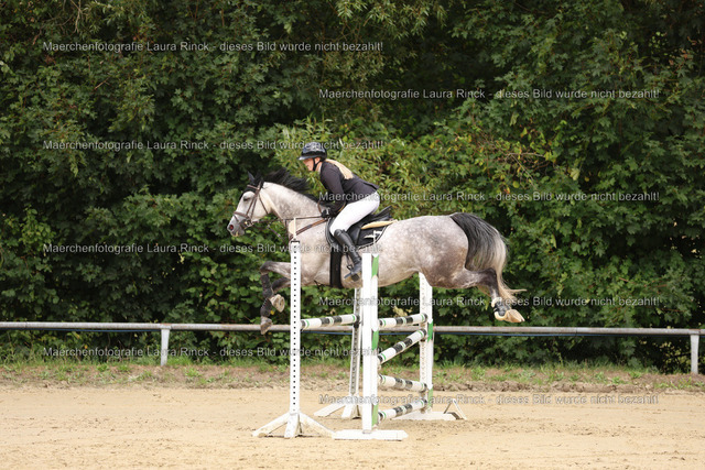 HG9A9935 | laurarinckfotografie - Realisiert mit Pictrs.com