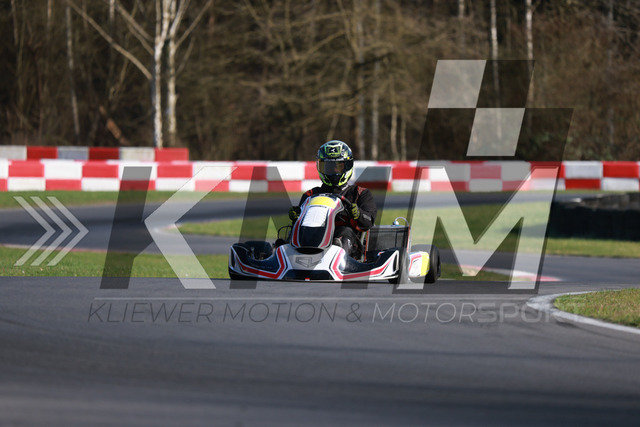 0DKP1877 | Kliewer Motion & Motorsport - Realisiert mit Pictrs.com