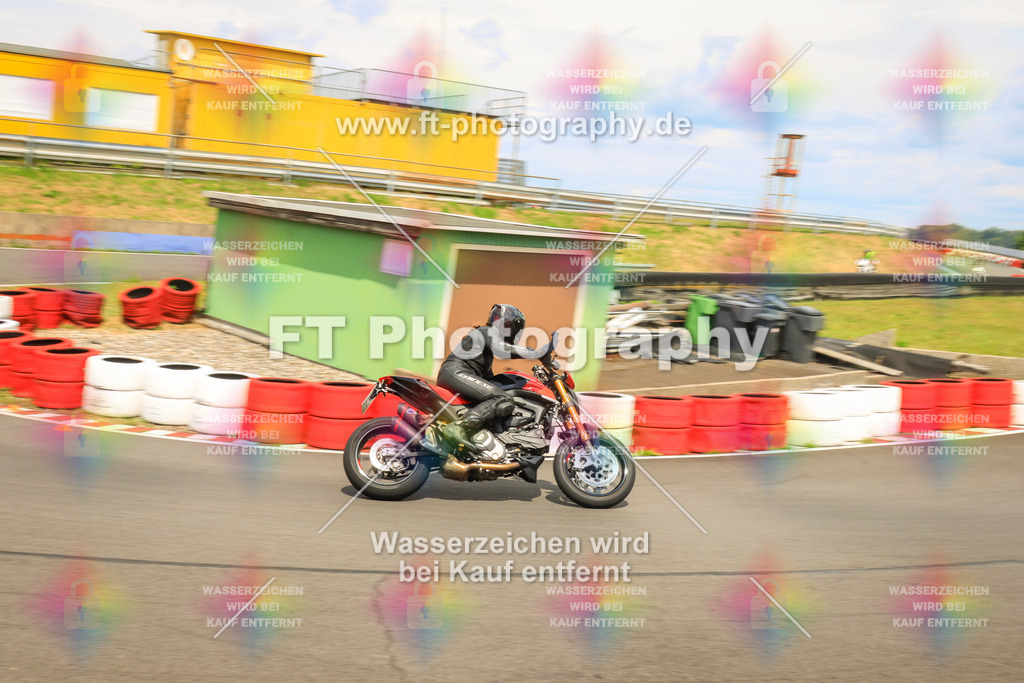 _DSK2867 | Hier findet Ihr Bilder von Touristenfahrten auf der Nürburgring Nordschleife oder von anderen Veranstaltungen die ich besucht habe. Viel Spass beim Durch Schauen 