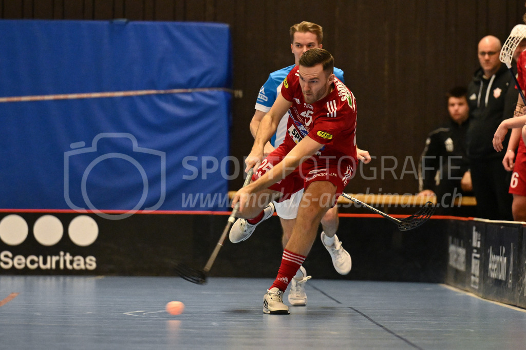 Strängnäs IBK vs FBC Kalmarsund Ungdom - 6. =January= 2024 | Strängnäs IBK vs FBC Kalmarsund Ungdom
Thomas Arena, Strängnäs
Oliver Söderman (#25 Strängnäs IBK)
Bild: Sportfotografie Markus Aeschimann | www.markus-aeschimann.ch - Realisiert mit Pictrs.com