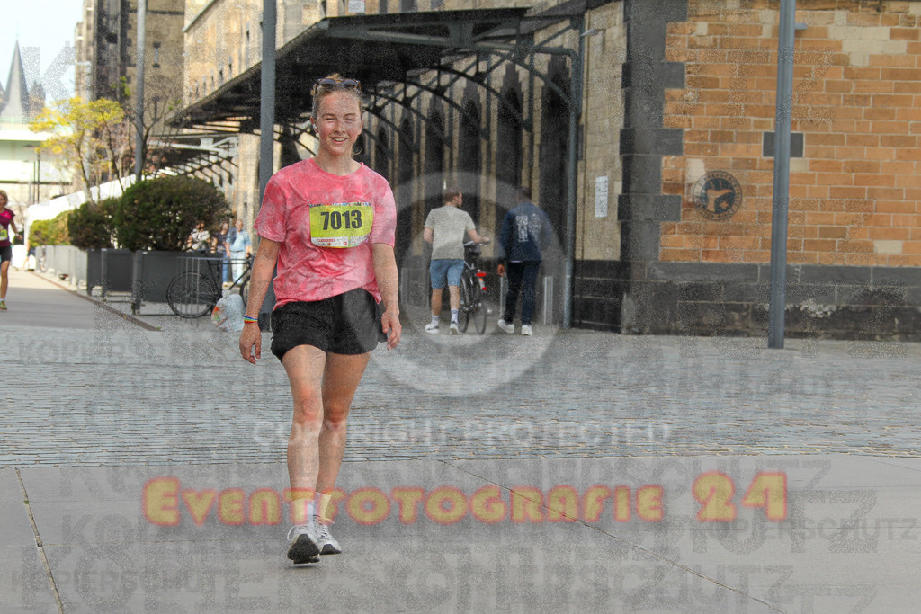 250920_1338_EV4_6327 | Sportfotografie im Rhein-Sieg Kreis, Köln, Bonn, NRW, Rheinland Pfalz, Hessen, etc. Unser Tätigkeitsfeld umfasst den Laufsport vom Volkslauf über den Marathon, Duathlon, Triathon bis zum Ultralauf wie Kölnpfad Ultra oder Schindertrail.