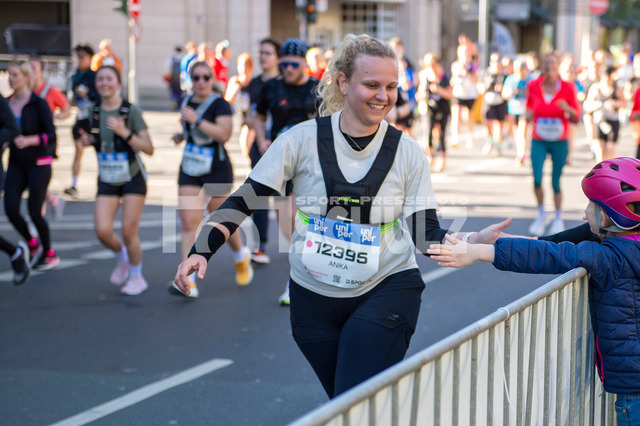 20250427-NSZ_2379 | DEU, Düsseldorf, 27.04.2025 Uniper Düsseldorf Marathon 2025 - Realisiert mit Pictrs.com