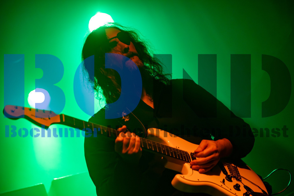 SES_NURPUR20250102-28 | bond - Realisiert mit Pictrs.com