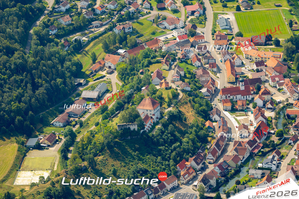 Das Luftbild zeigt :  Hettingen - Die Luftaufnahme wurde 2024 vom UL-Flugzeug aus erstellt ( keine Drohne ) - Hochauflösende Luftaufnahme - Für grossformatige Ausdrucke geeignet. Die Geschenkidee !Mit Lizenz und Bildrechte bestellbar