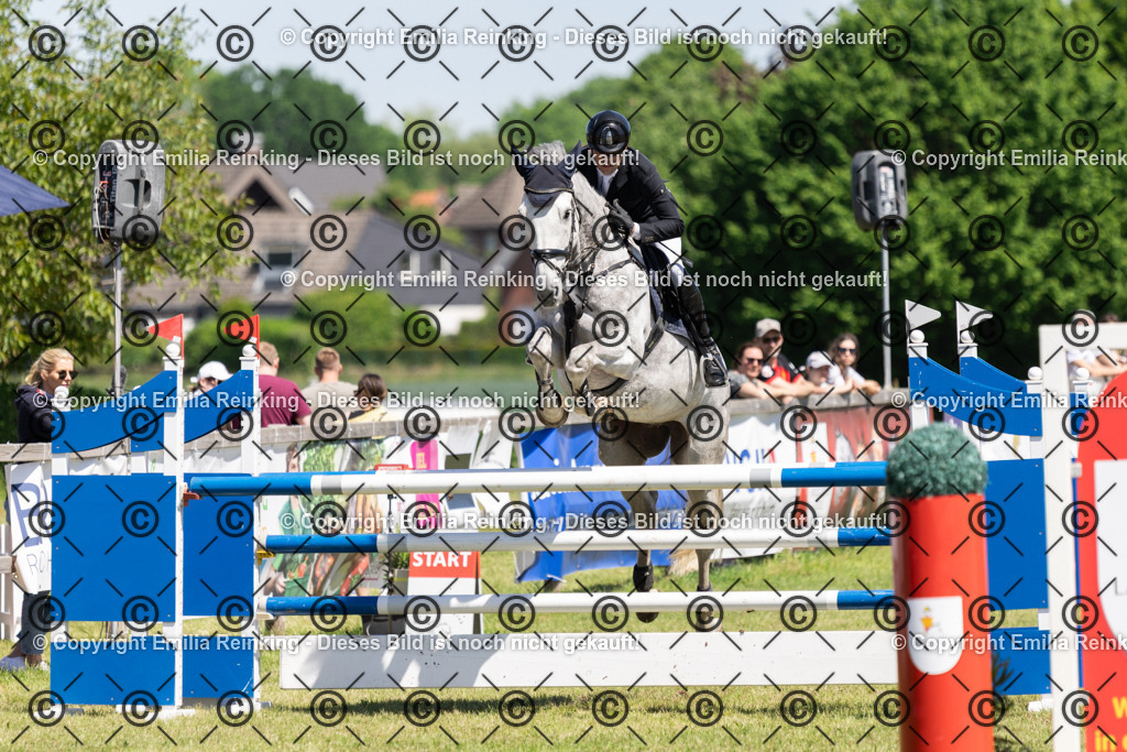 CL5A1176 | Emilia Reinking Fotografie - Realisiert mit Pictrs.com