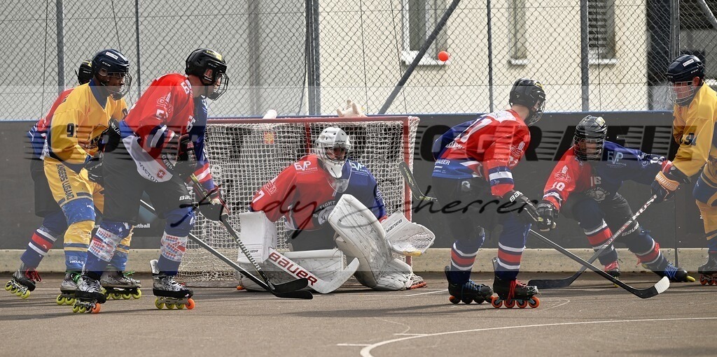 aaaaaDSC_2578 | Kaufen Sie Sportbilder im Onlineshop von Andy Scherrer Sportfotografie. Faszinierende Bilder von Sportevents aus der ganzen Schweiz. Fussball, Frauenfussball, Unihockey, Handball, Schwingen und weiteren Sportarten. - Realisiert mit Pictrs.com