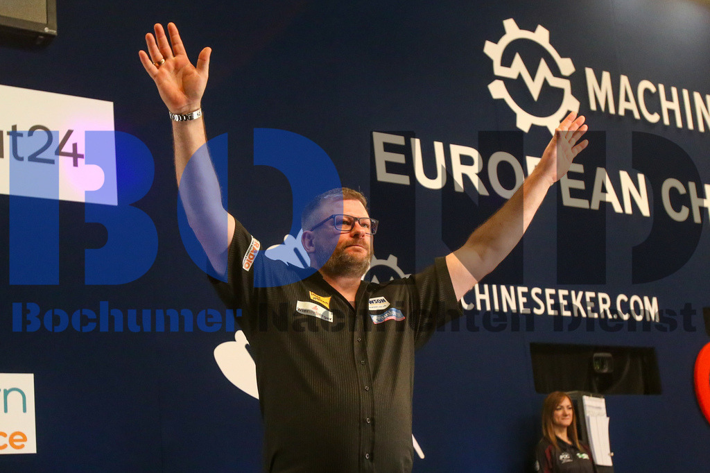  29.10.2023 - 
 | Sebastian Sendlak / Bochumer Nachrichtendienst (BOND) - PDC European Darts Championship: Finale {Persons shown} - Realisiert mit Pictrs.com