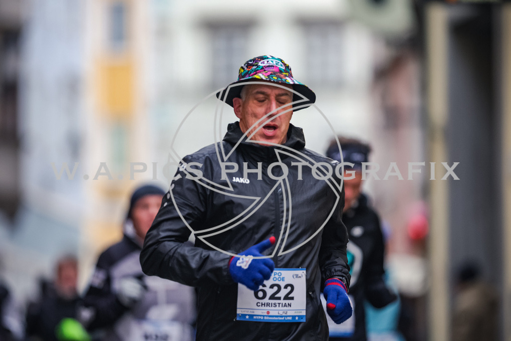 SILVESTERLAUF LINZ 25 | Linz, AUSTRIA, 31. Dezember 25, TRIRUN SILVESTERLAUF LINZ 25 , Image shows: 
Photo: WAPICS / BINDER Manuel