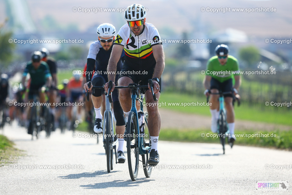 183_TRA55332 | Neusiedlersee Radmarathon 2026@sportshot_your_pictrs #yourpictures#roadtowm2029 #nrm #neusiedlerseeradmarathon #neusiedlersee #neusiedlerseetourismus #burgenland #mörbisch #nrm26 #burgenlandtourismus #voglundco #poweredbyburgenlandtourismus #radsport #rad #marathon #ucigranfondo #visitburgenland #ucigranfondoworldseries