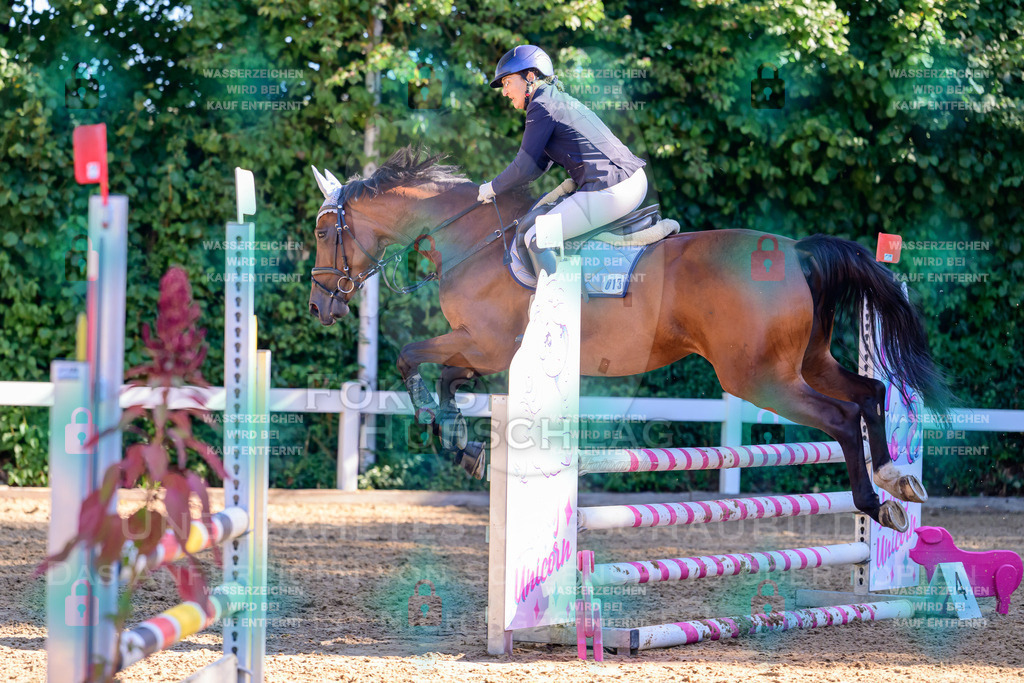 30082026-Giesenbach-Prfg16-0334 | Fokus Hufschlag Fotografie - Realisiert mit Pictrs.com