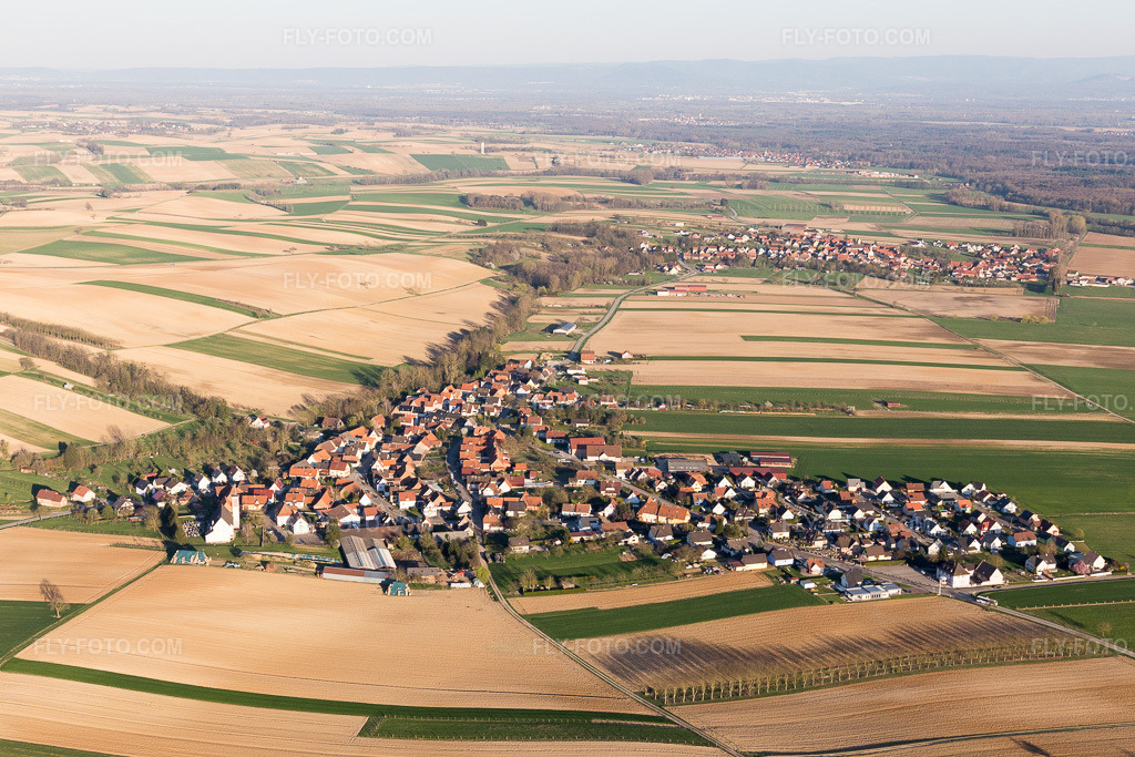 Aerial view: View of the town in Oberrœdern in the state Bas-Rhin, France.Photo: IMG_097811.jpg taken on 03/27/2017 by Werner Riehm/FLY-FOTO.comResolution of the original: 5472 x 3648 px