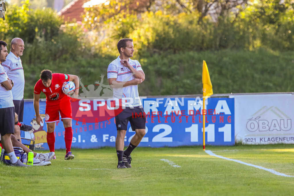 ASV Klagenfurt - SC St Veit 1-6, Unterliga Ost  3. Runde | Bernhard Seebacher ASV Klagenfurt - SC St Veit 1-6 am 11.08.2023 in Klagenfurt
(Sportplatz Annabichl), Austria, (Photo by Ernst Krawagner sport-fan.at) - Realisiert mit Pictrs.com
