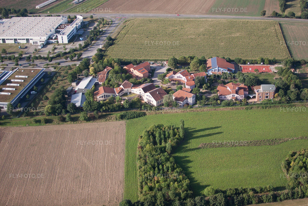 Luftbild: Freie Waldorfschule im Ortsteil Wieblingen in Heidelberg im Bundesland Baden-Württemberg in Deutschland.Foto: IMG_52177.jpg vom 19.08.2012 durch Werner Riehm/FLY-FOTO.deAuflösung des Originals: 4544 x 3029 px