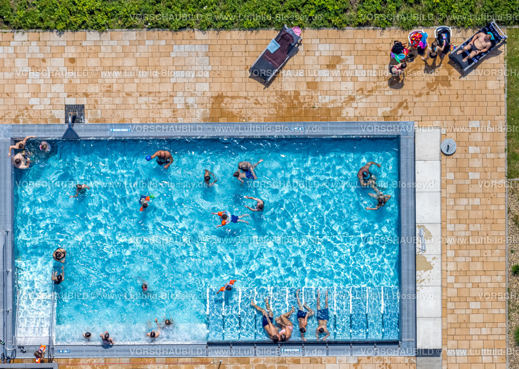 Herne220502829 | Luftbild, Wananas Sport- und Freizeitbad, Freibad mit Badegästen, Baukau-West, Herne, Ruhrgebiet, Nordrhein-Westfalen, Deutschland