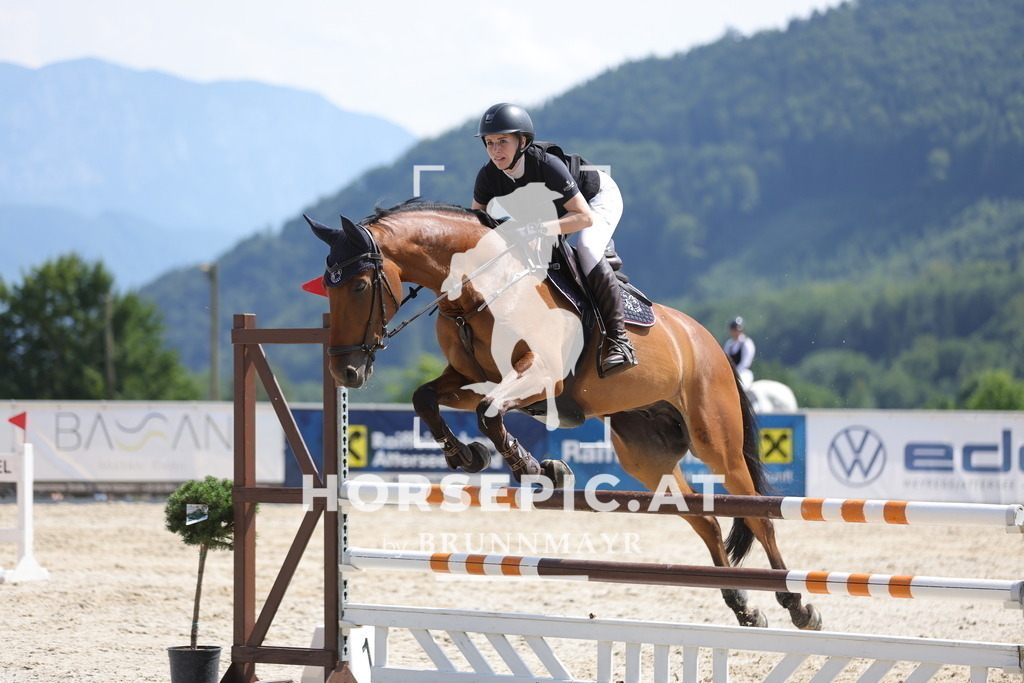 0P6A0388 | Willkommen bei Brunnmayr - Design & Fotografie – Ihrem Spezialisten für Reitturniere und Pferdeveranstaltungen in Oberösterreich, Salzburg und Bayern! Seit über 17 Jahren sind wir leidenschaftlich dabei.