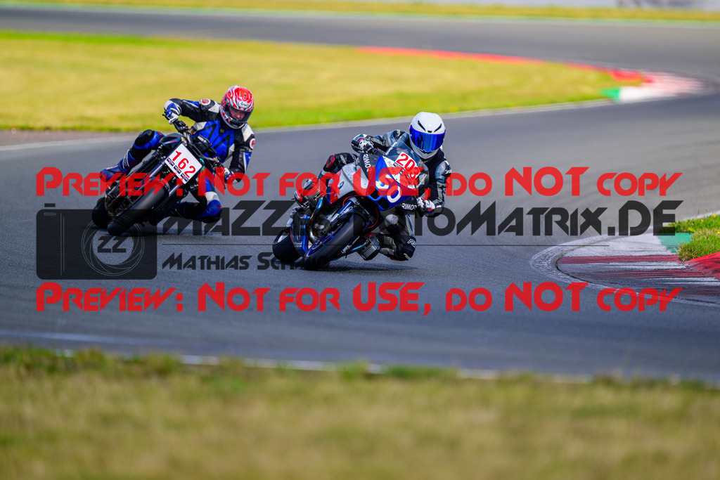 MaZZes_FotoMatrix_240725_6007705_9323 | ROT