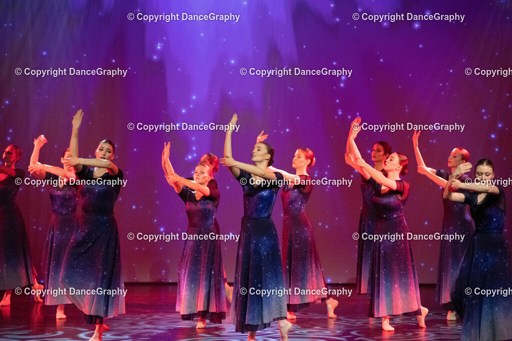 GPHY2357 | DanceGraphy - Realisiert mit Pictrs.com