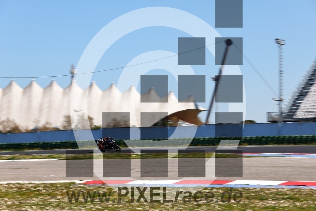 0901-20260404_07957 | Schöne Erinnerungen an spannende Momente - das festzuhalten ist unser Job. PIXELrace.de ist seit 2003 auf den Rennstrecken Europas unterwegs um die Action draußen beim Fahren und die wunderbare Stimmung imm Fahrerlager für euch einzufangen.