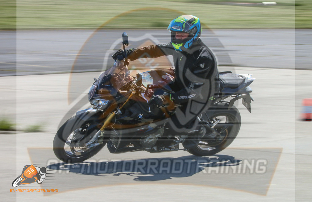 IMG_9824 | gh-motorradtraining-foto.de - Realisiert mit Pictrs.com