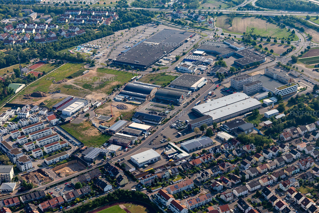 Luftbild: Trendfabrik in Brühl im Bundesland Baden-Württemberg in Deutschland. Foto: IMG_114223.jpg vom 26.05.2019 durch Werner Riehm/FLY-FOTO.de