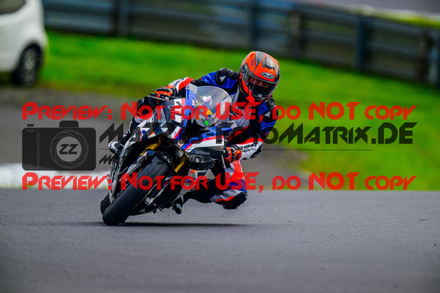 MaZZes_FotoMatrix_240519_6007705_1548 | Fotograf Mathias Schmid
Sportfotograf,
Eventfotograf,
Hochzeitsfotograf,
Portraitfotograf