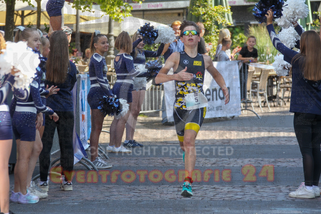 250824_1137_EV4_8976 | Sportfotografie im Rhein-Sieg Kreis, Köln, Bonn, NRW, Rheinland Pfalz, Hessen, etc. Unser Tätigkeitsfeld umfasst den Laufsport vom Volkslauf über den Marathon, Duathlon, Triathon bis zum Ultralauf wie Kölnpfad Ultra oder Schindertrail.