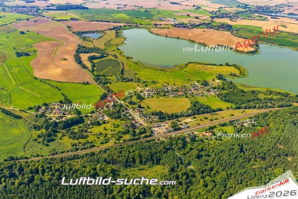 Luftbild der Stadt Blankenberg - Die Luftaufnahme wurde 2025 vom UL-Flugzeug heraus erstellt ( keine Drohne ) - Hochauflösende Luftaufnahme - für professionelle Ausdrucke geeignet. Die Geschenkidee !Hier alle&nbsp;Infos zur Lizenzierung der LuftaufnahmeWir fliegen auch dieses Jahr wieder in Ihre Region um Luftbilder zu erstellen.- Luftbild anfragen