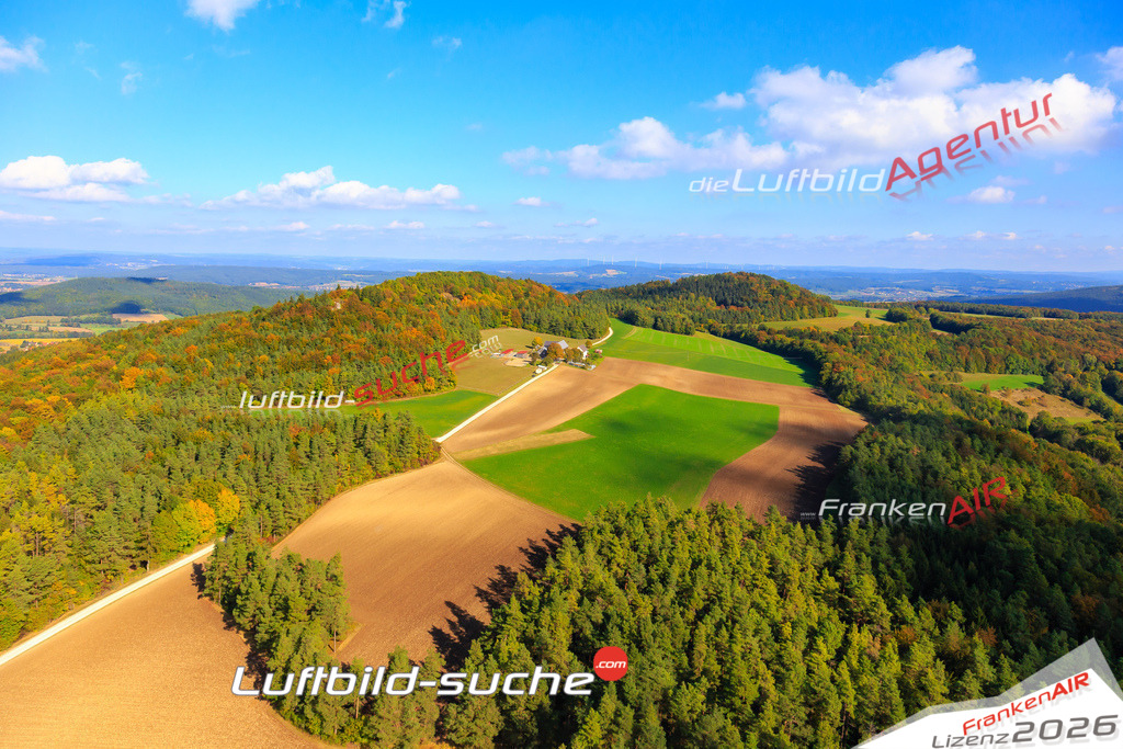 Die Luftaufnahme Kordigast - Weismain wurde vom UL-Flugzeug (keine Drohne) aus fotografiert.Hohe Druck- Auflösung-die Geschenkidee!