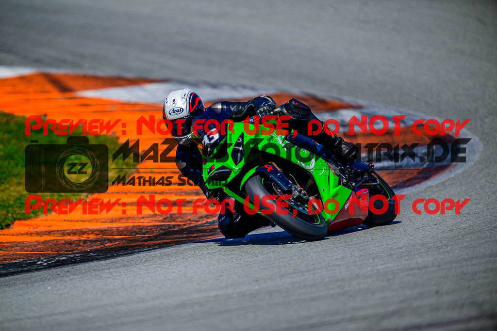 MaZZes_Fotomatrix_20260327_6007705_2431 | ROT