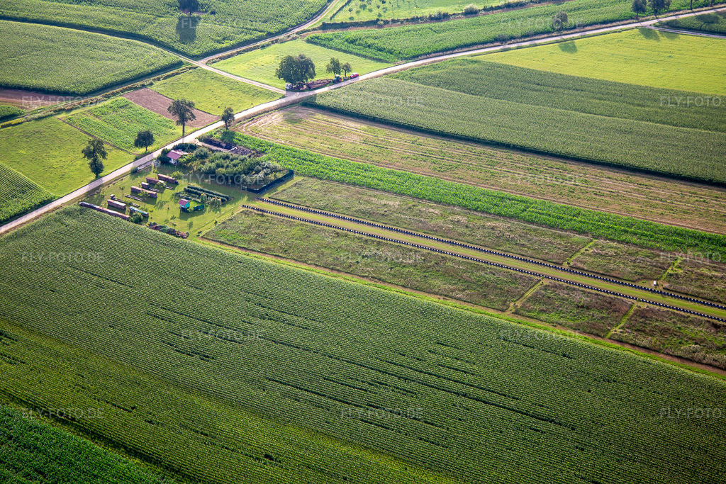 Luftbild: Gartenanlage in Aschbach im Bundesland Bas-Rhin in Frankreich. Foto: IMG_137715.jpg vom 12.08.2023 durch Werner Riehm/FLY-FOTO.de