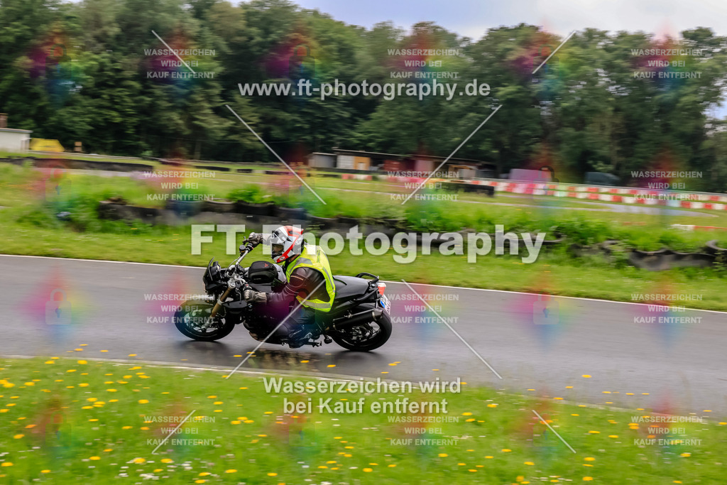 VBK-6961 | Hier findet Ihr Bilder von Touristenfahrten auf der Nürburgring Nordschleife oder von anderen Veranstaltungen die ich besucht habe. Viel Spass beim Durch Schauen 
