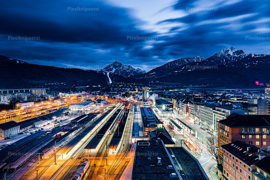 Blick Richtung Bergisel | Fotograf Tirol Imst Pixelknipserei - Realisiert mit Pictrs.com