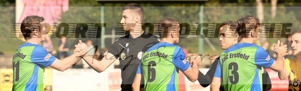 aDSC_7298 | Kaufen Sie Sportbilder im Onlineshop von Andy Scherrer Sportfotografie. Faszinierende Bilder von Sportevents aus der ganzen Schweiz. Fussball, Frauenfussball, Unihockey, Handball, Schwingen und weiteren Sportarten. - Realisiert mit Pictrs.com