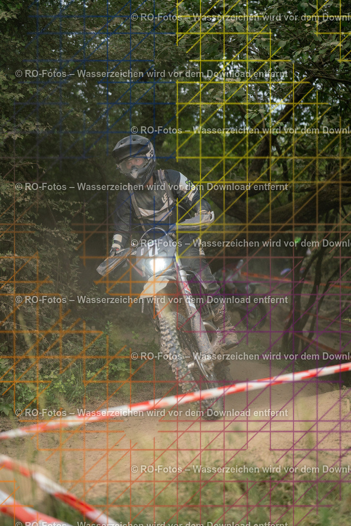 Niederwürzbach 4 Lauf-1405 | Sportfotografie von RO-Fotos: Motorsport, Motocross, Enduro, Laufveranstaltungen und Triathlon. Professionelle Fotos von Sportlern und Events. - Realisiert mit Pictrs.com