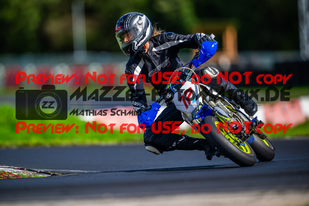 MaZZes_FotoMatrix_230920_0612 | Fotograf Mathias Schmid
Sportfotograf,
Eventfotograf,
Hochzeitsfotograf,
Portraitfotograf