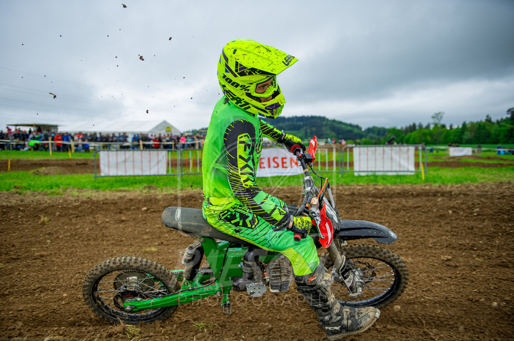 Mo (34) | Paeschuphoto Shop - Wer nicht sucht der auch nicht findet.Ob Motocrossbilder oder von einem besuchtem Spiel, Hauptsache Action. - Realisiert mit Pictrs.com