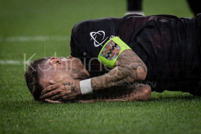 German Bundesliga, Bayer 04 Leverkusen vs. RB Leipzig, 02.05.2026 | LEVERKUSEN, GERMANY - MAY 2, 2026 :  Robert Andrich (Bayer 04 Leverkusen, 8) has pain after a foul during the German Bundesliga match on gameday 32 between Bayer 04 Leverkusen vs. RB Leipzig at BayArena on May 2, 2026 in Leverkusen, Germany. DFL REGULATIONS PROHIBIT ANY USE OF PHOTOGRAPHS AS IMAGE SEQUENCES AND/OR QUASI-VIDEO.