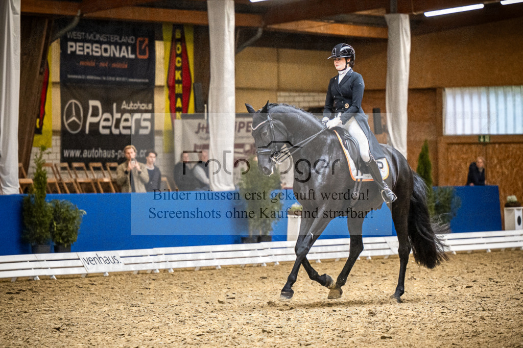 DOS_2460 | Entdecke hochwertige Reitturnierfotos von Foto Oger. Professionell, emotional und authentisch – jetzt Lieblingsmomente im Shop bestellen. - Realisiert mit Pictrs.com