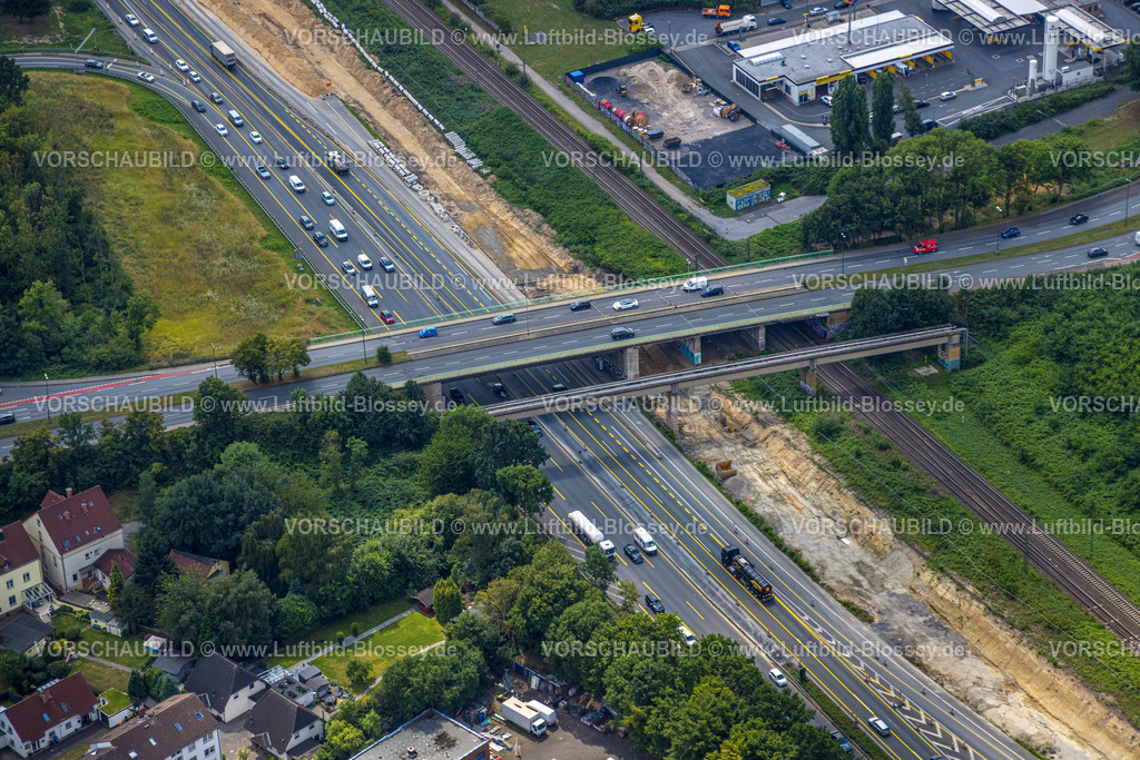 Herne250703021A43 | Luftbild, Großbaustelle Autobahnkreuz Herne mit Tunnelbau, Autobahn A43 zwischen Recklinghausen Emscher- und Rhein-Herne-Kanal Überführung und Abfahrt Bochum Riehmke , Autobahn A42, Baukau-West, Herne, Ruhrgebiet, Nordrhein-Westfalen, Deutschland
