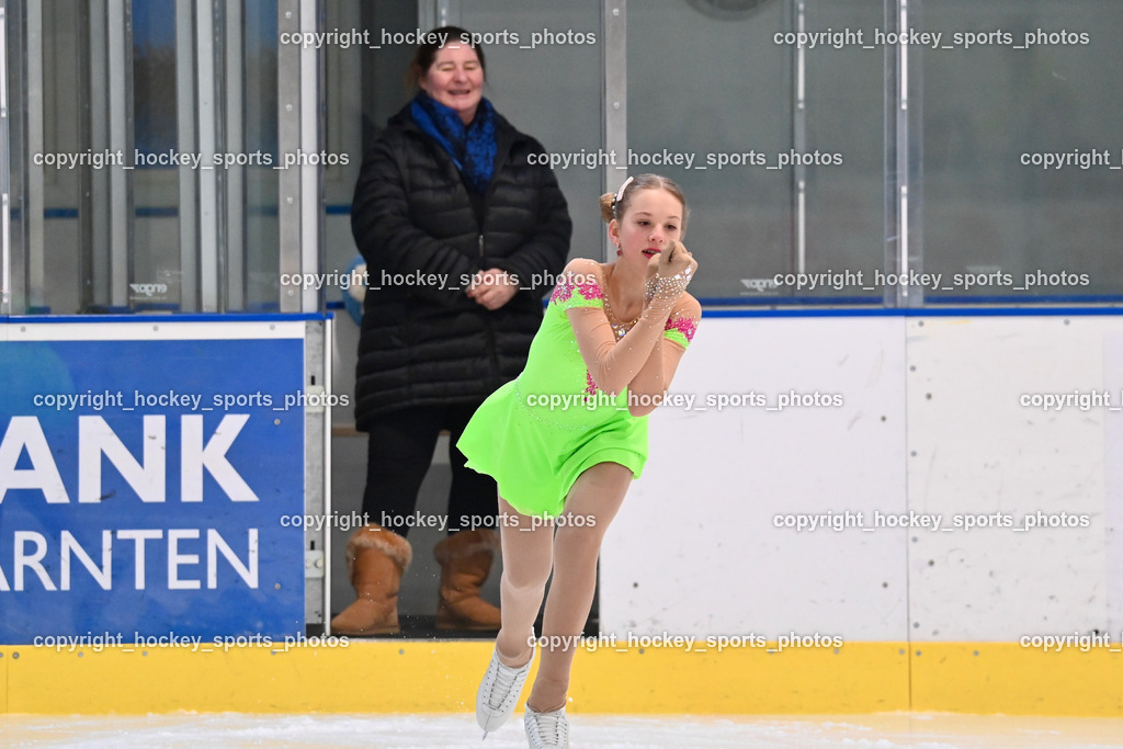 Ossiachersee Pirouette ESC Steindorf 31.3.2024 | Ossiachersee Pirouette ESC Steindorf 31.3.2024, Ossiachersee Pirouette ESC Steindorf am 31.03.2024 in Steindorf (Ossiachersee Halle), Austria, (Photo by Bernd Stefan)