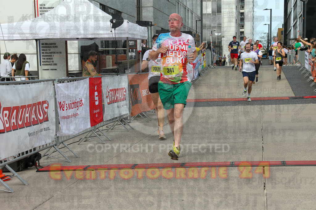 250920_1329_EX1_4914 | Sportfotografie im Rhein-Sieg Kreis, Köln, Bonn, NRW, Rheinland Pfalz, Hessen, etc. Unser Tätigkeitsfeld umfasst den Laufsport vom Volkslauf über den Marathon, Duathlon, Triathon bis zum Ultralauf wie Kölnpfad Ultra oder Schindertrail.