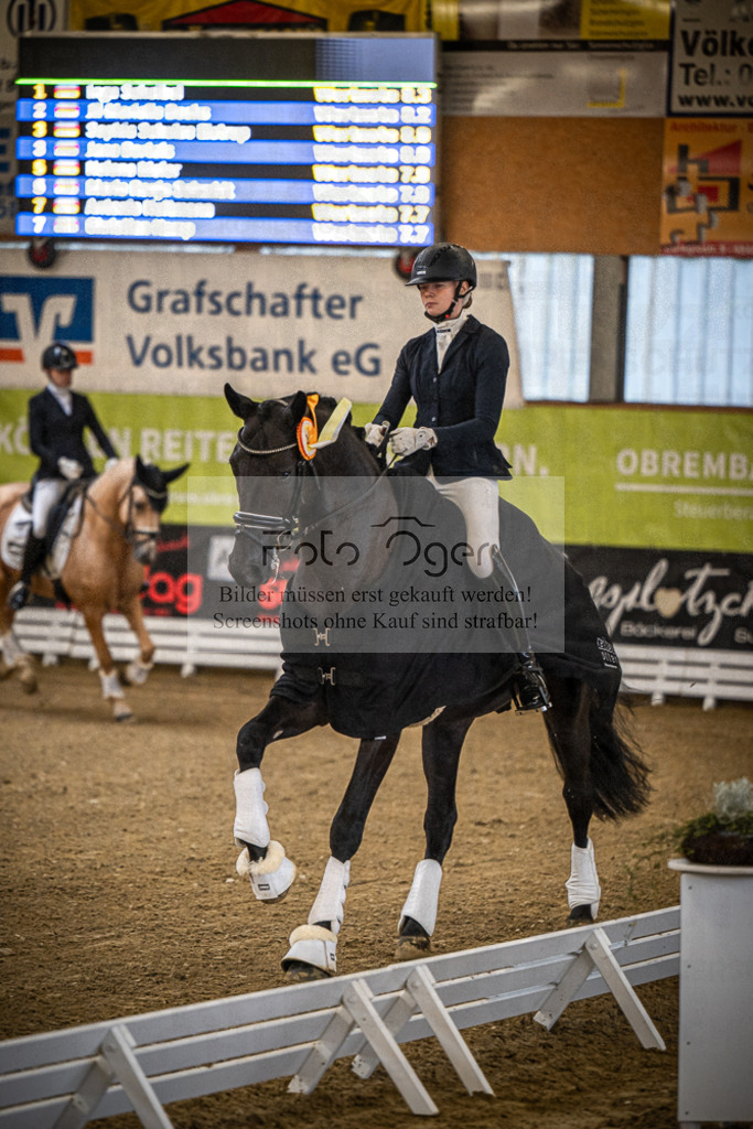 DOS_0078 | Entdecke hochwertige Reitturnierfotos von Foto Oger. Professionell, emotional und authentisch – jetzt Lieblingsmomente im Shop bestellen.Deutschlandweite Turnierfotografie. - Realisiert mit Pictrs.com