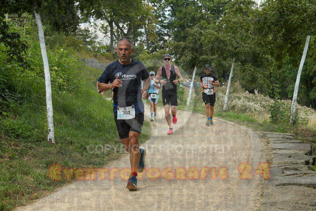 250824_1349_EX1_3835 | Sportfotografie im Rhein-Sieg Kreis, Köln, Bonn, NRW, Rheinland Pfalz, Hessen, etc. Unser Tätigkeitsfeld umfasst den Laufsport vom Volkslauf über den Marathon, Duathlon, Triathon bis zum Ultralauf wie Kölnpfad Ultra oder Schindertrail.