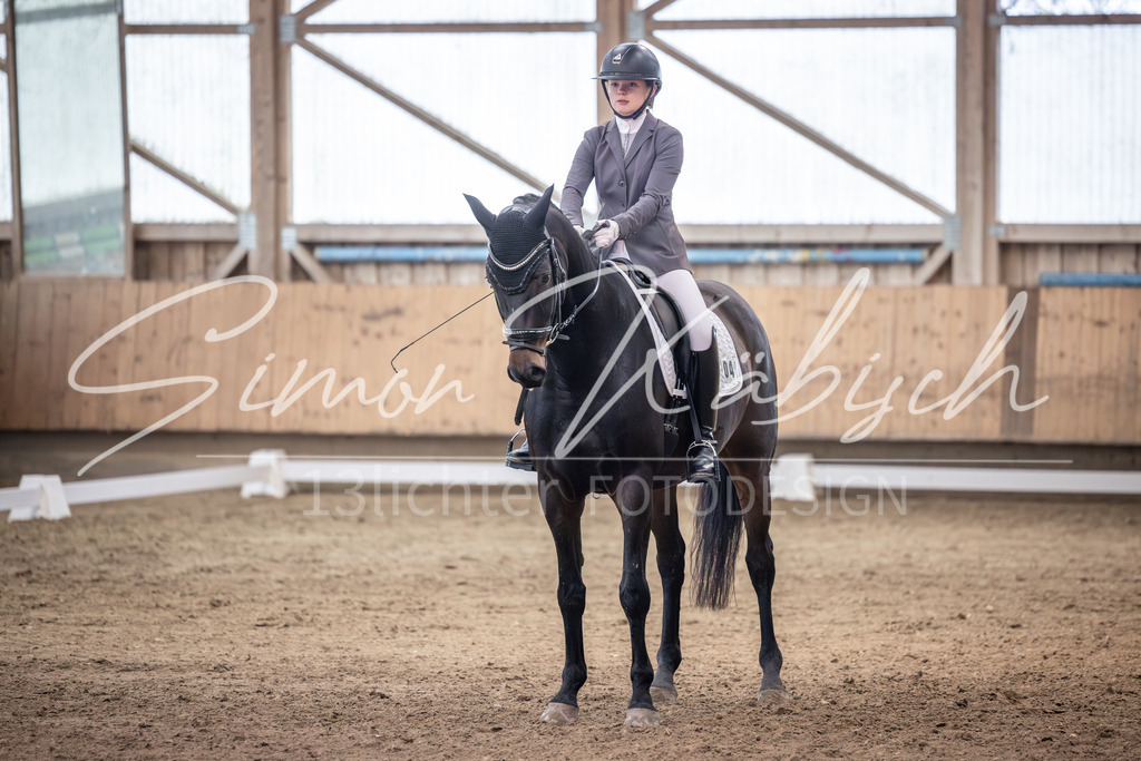 20251011-_3LI1885 | Tierfotografie Pferde, Hunde, Katzen, Haustiere.
Turnierfotografie Reitturniere, Reiten, Springreiten, Dressur in Hanau, dem Main-Kinzig-Kreis und dem Rhein-Main- Gebiet um Frankfurt