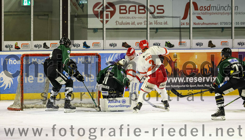 2022-11-13_112_TSV_Erding_gegen_TEV_Miesbach | Erding, Deutschland, 13.11.2022:
Eishockey, Bayernliga 2022 / 2023, 13. Spieltag, TSV Erding gegen TEV Miesbach, Endergebnis: 

Foto: Christian Riedel / fotografie-riedel.net
