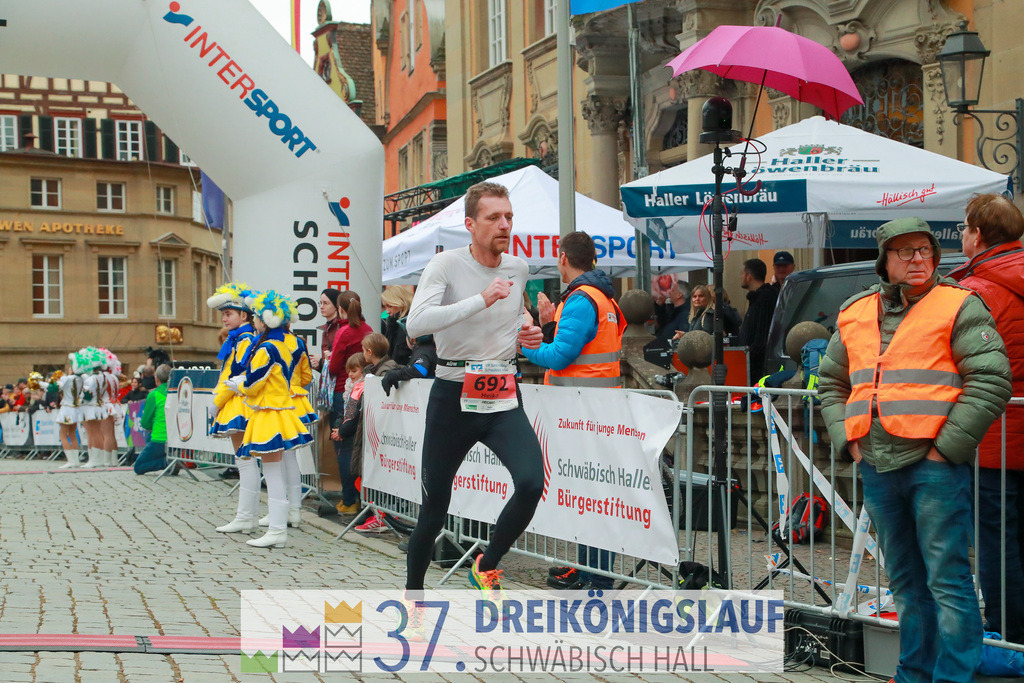 VR Bank Hauptlauf 10000m | 3 Koenigslauf 2023 - Realisiert mit Pictrs.com