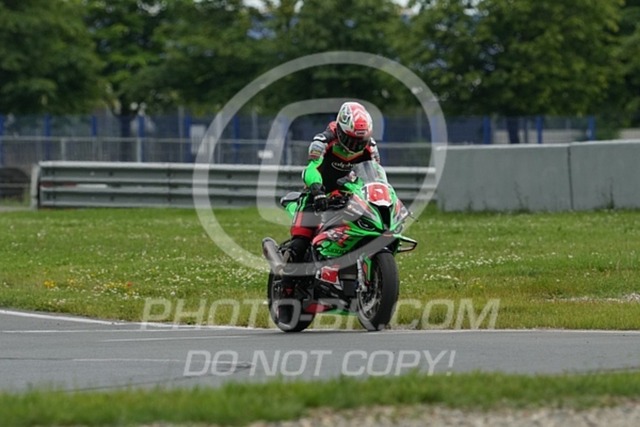 2024_06_21_PBK_18311 | Sportfotografie; SlowMotion; Video; Rennstrecke; Hafeneger; Speer; Racing; RSE; BMW; CBO; Trackday; Motorsportarena; Hockenheimring; Brno; Most; Barcelona; Valencia