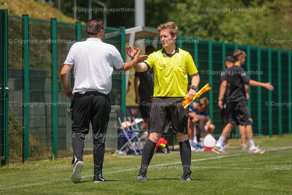 BQ3I7269 | 17.06.2023; Testspiel; Rasenplatz Offdilln; VfL Bochum U17 - Eintracht Frankfurt U17; Ergebnis: 3:1 (1:1)