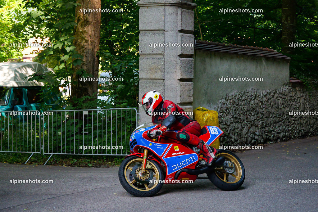 P1015151 | Erleben Sie atemberaubende, hochqualitative Fotos Ihrer Fahrt entlang der malerischen Alpenstraßen. Besuchen Sie alpineshots.com, um professionelle Aufnahmen Ihrer unvergesslichen Reise zu finden und zu kaufen - Realisiert mit Pictrs.com